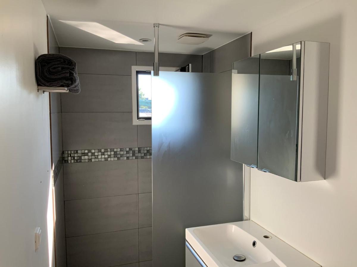 Bateau Appartement Sur L'Erdre Au Coeur De Nantes Buitenkant foto